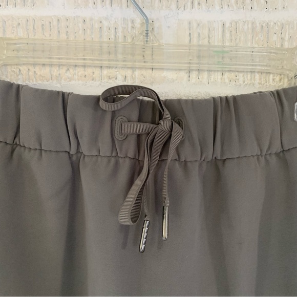 LULULEMON Gray Athletic Skirt - Picture 3 of 8